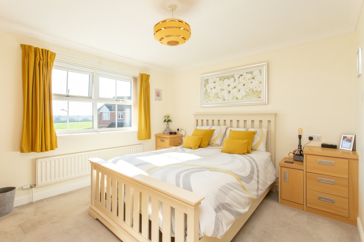 Properties For Sale in Honeysuckle Way Herne Bay