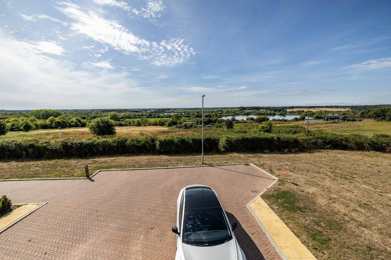 Properties For Sale in Hopenhall Way Canterbury