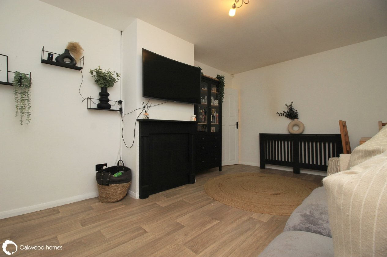 Properties Under Offer in Hopes Lane 