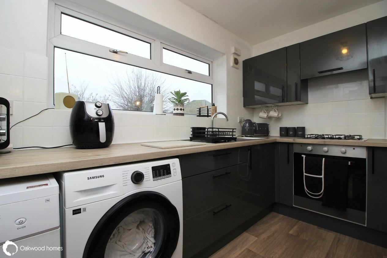 Properties Under Offer in Hopes Lane 