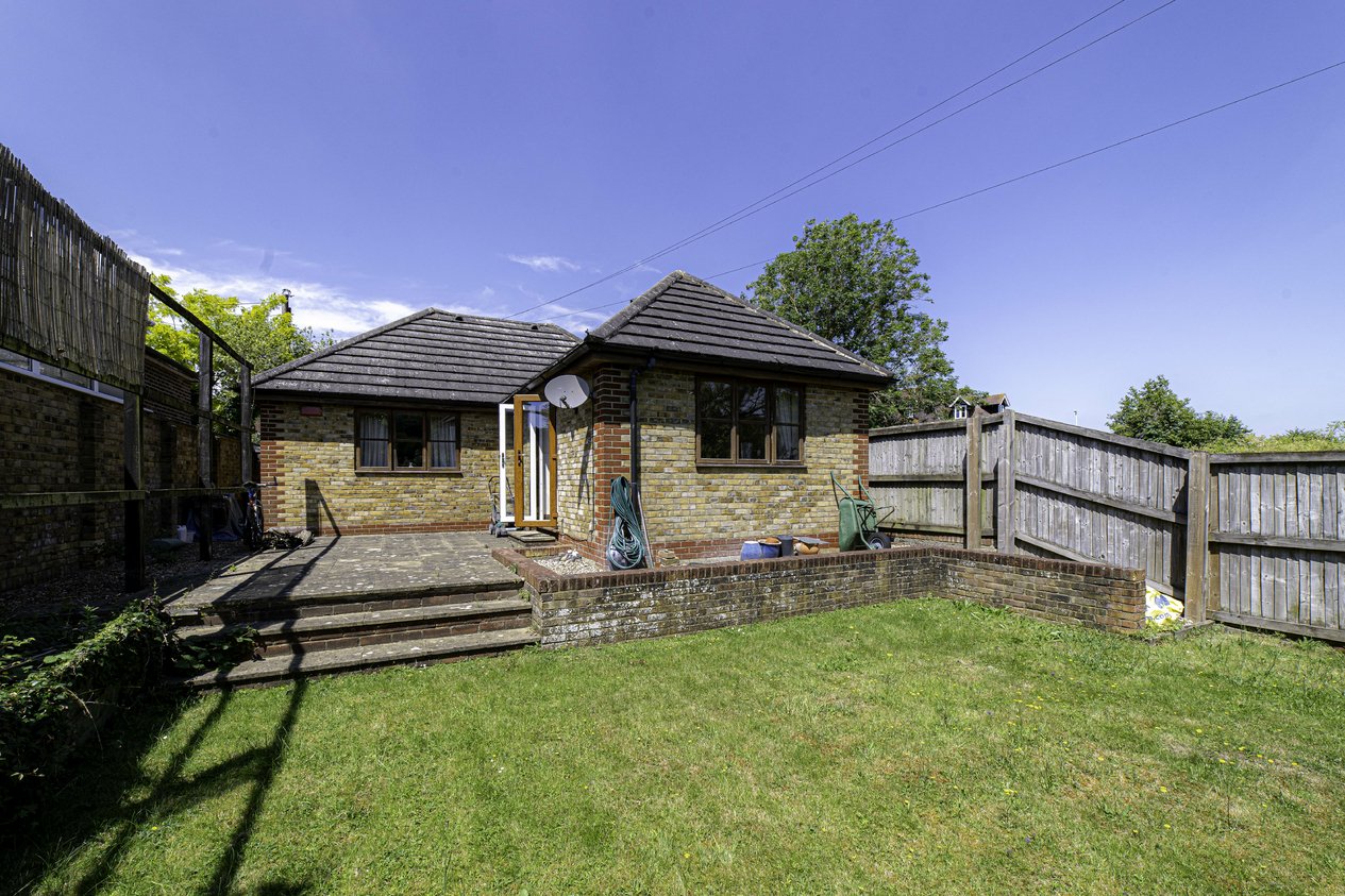 Properties Under Offer in Horselees Road Boughton-under-Blean