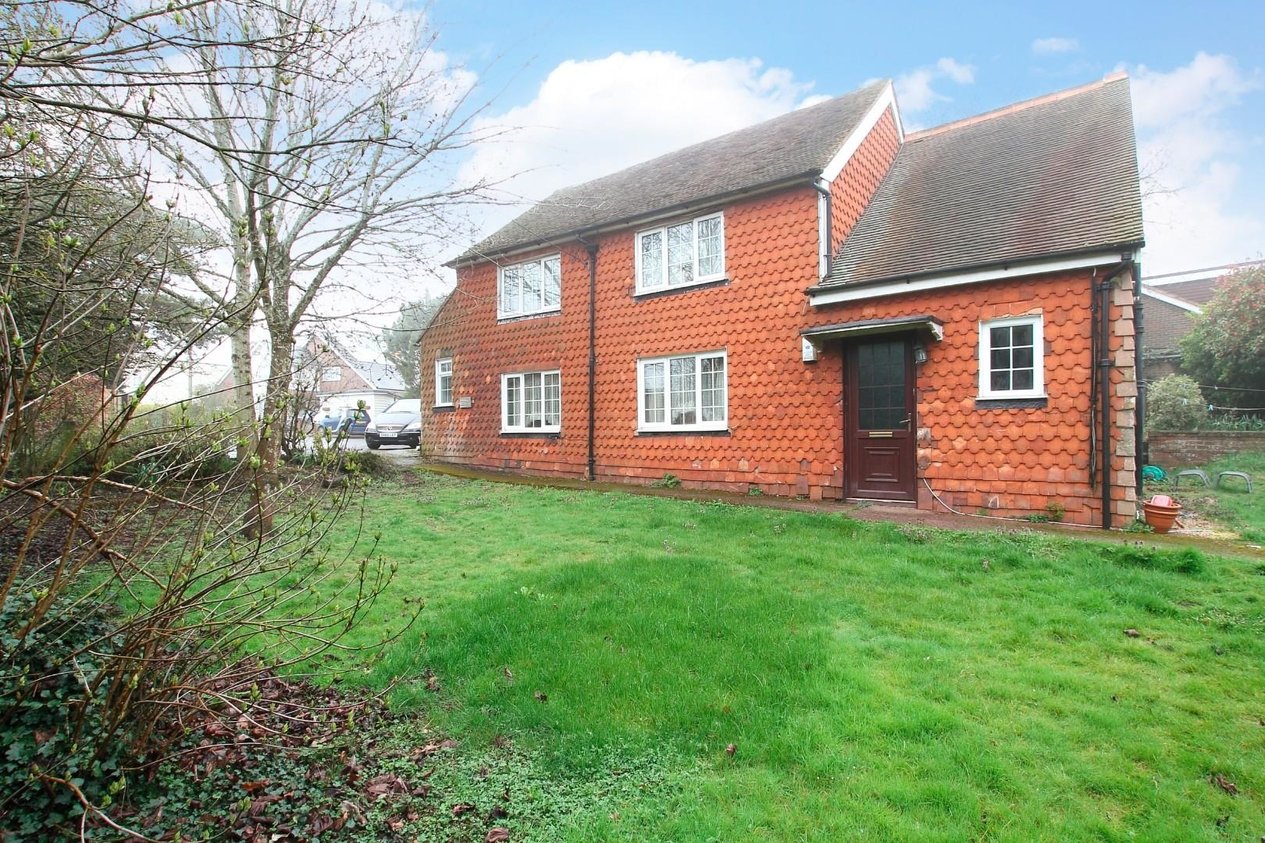 Properties Sold Subject To Contract in Howfield Lane Chartham Hatch