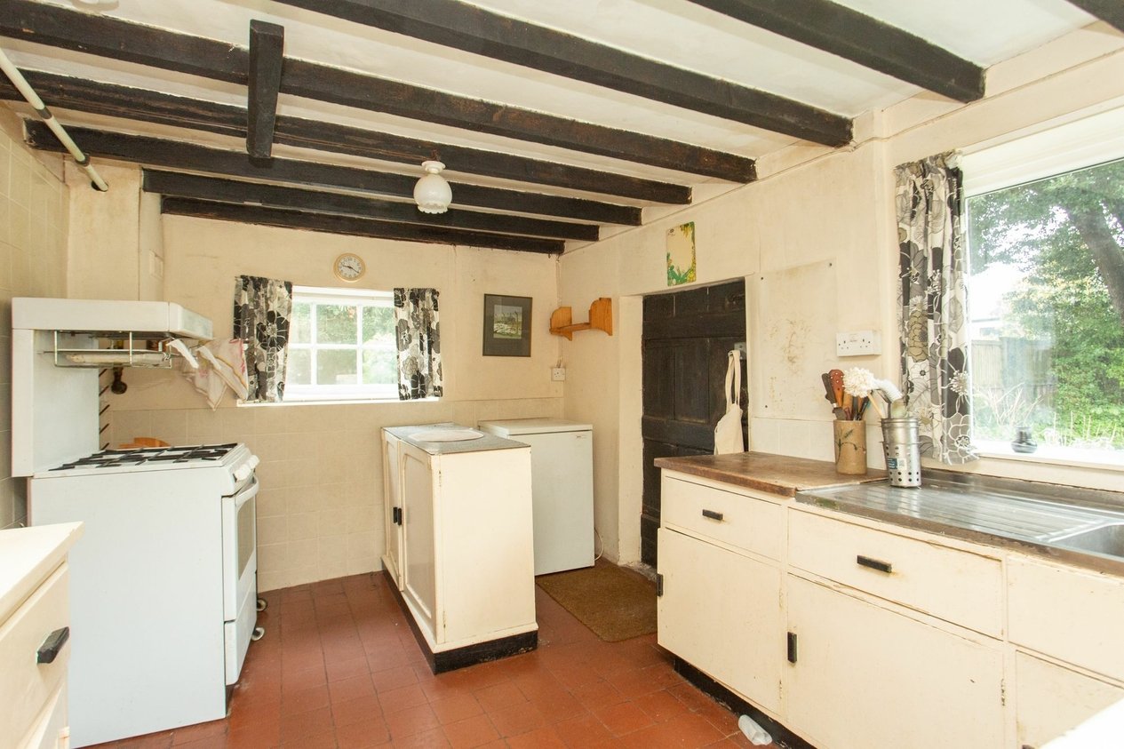 Properties For Sale in Hull Place  Sholden