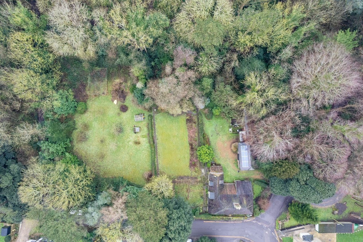 Properties For Sale in Hull Place  Sholden