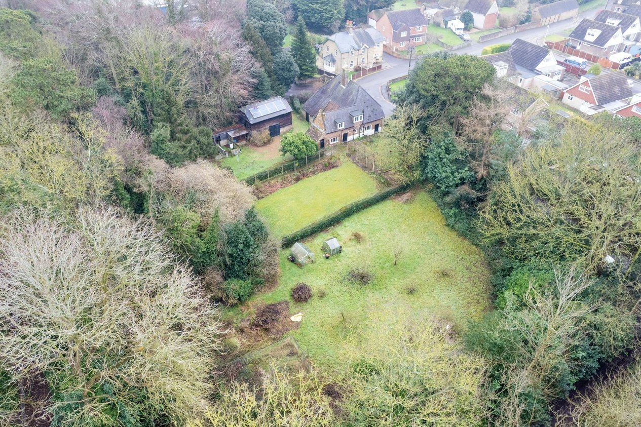 Properties For Sale in Hull Place  Sholden