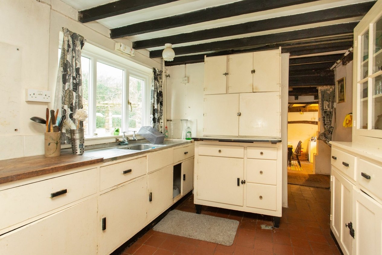 Properties For Sale in Hull Place  Sholden