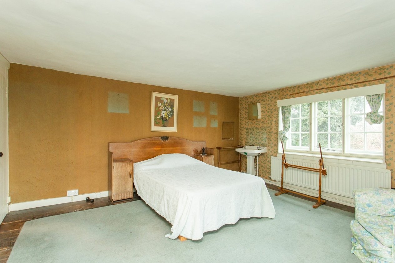 Properties For Sale in Hull Place  Sholden