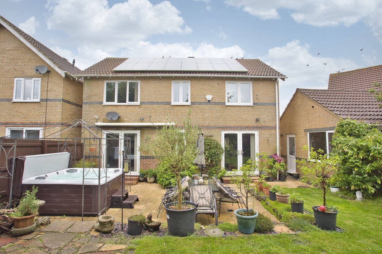 Properties For Sale in Hunt Close Folkestone