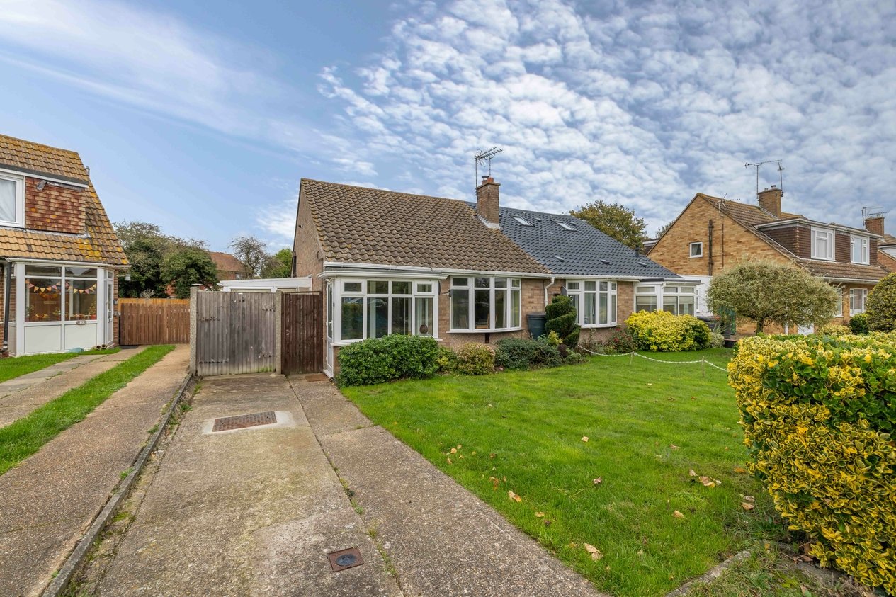 Properties For Sale in Hunters Chase Herne Bay