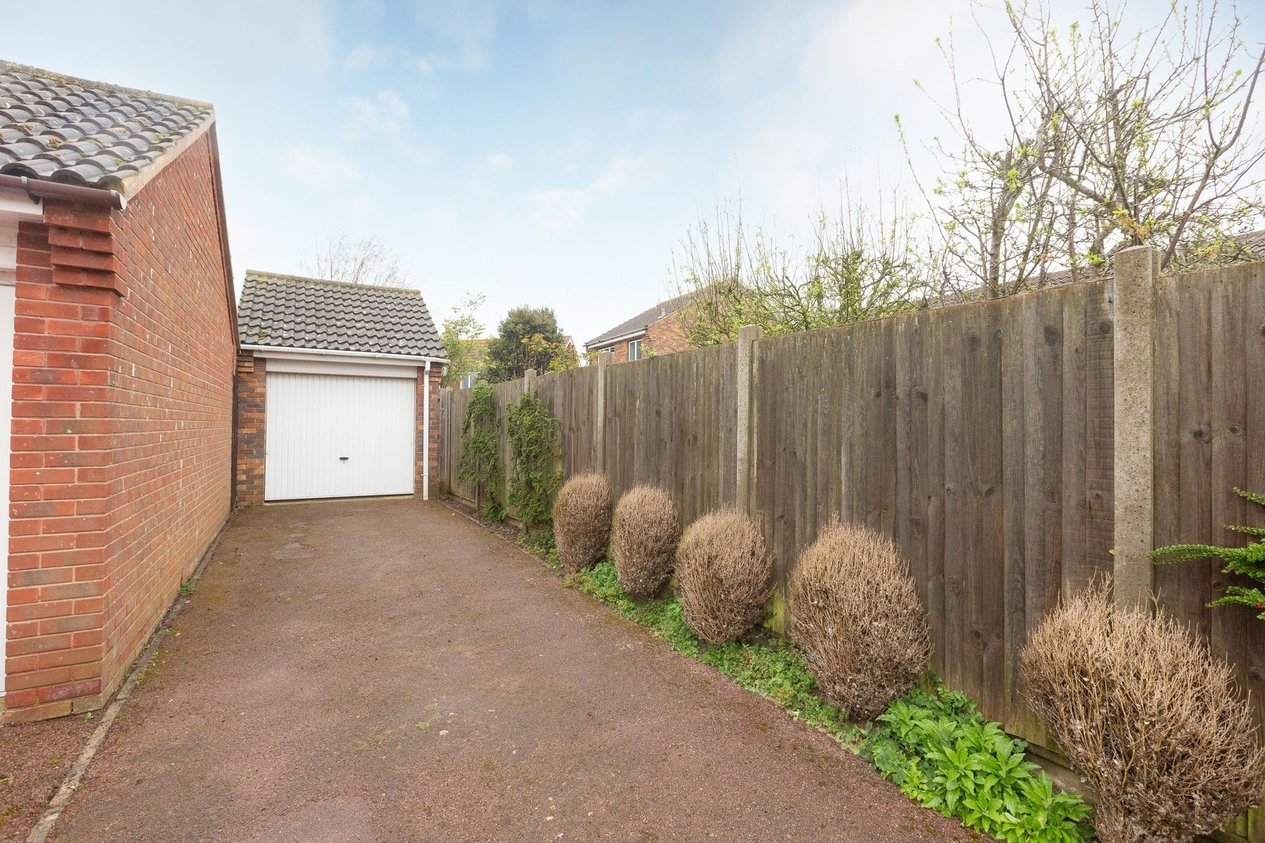 Properties Sold Subject To Contract in Hunting Gate  Birchington