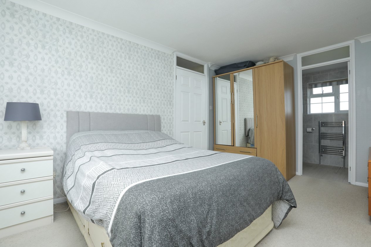 Properties Under Offer in Hunting Gate Birchington