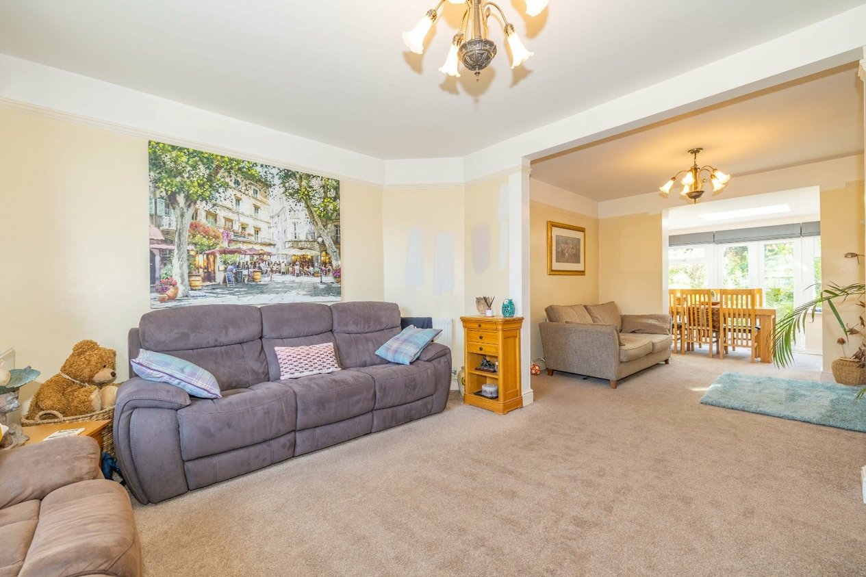 Properties For Sale in Hythe Road Ashford