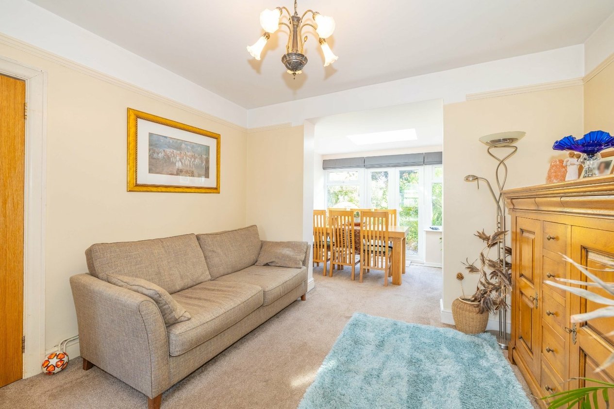 Properties For Sale in Hythe Road Ashford