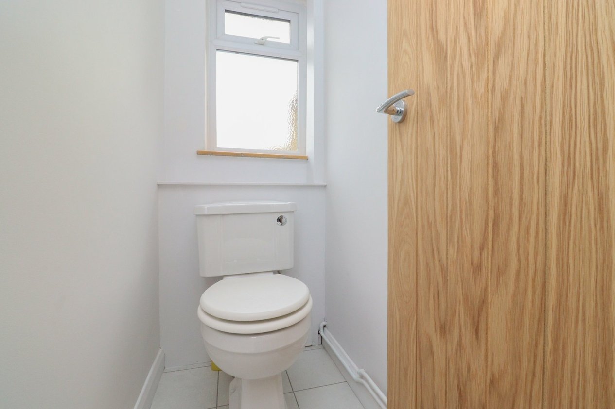 Properties Under Offer in Ingle Close, Birchington