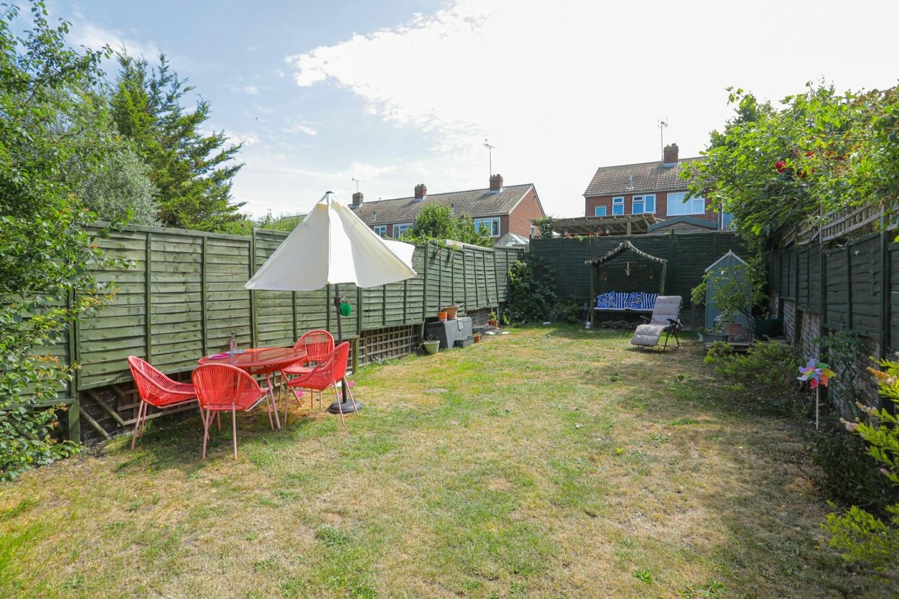 Properties For Sale in Inverness Terrace Broadstairs