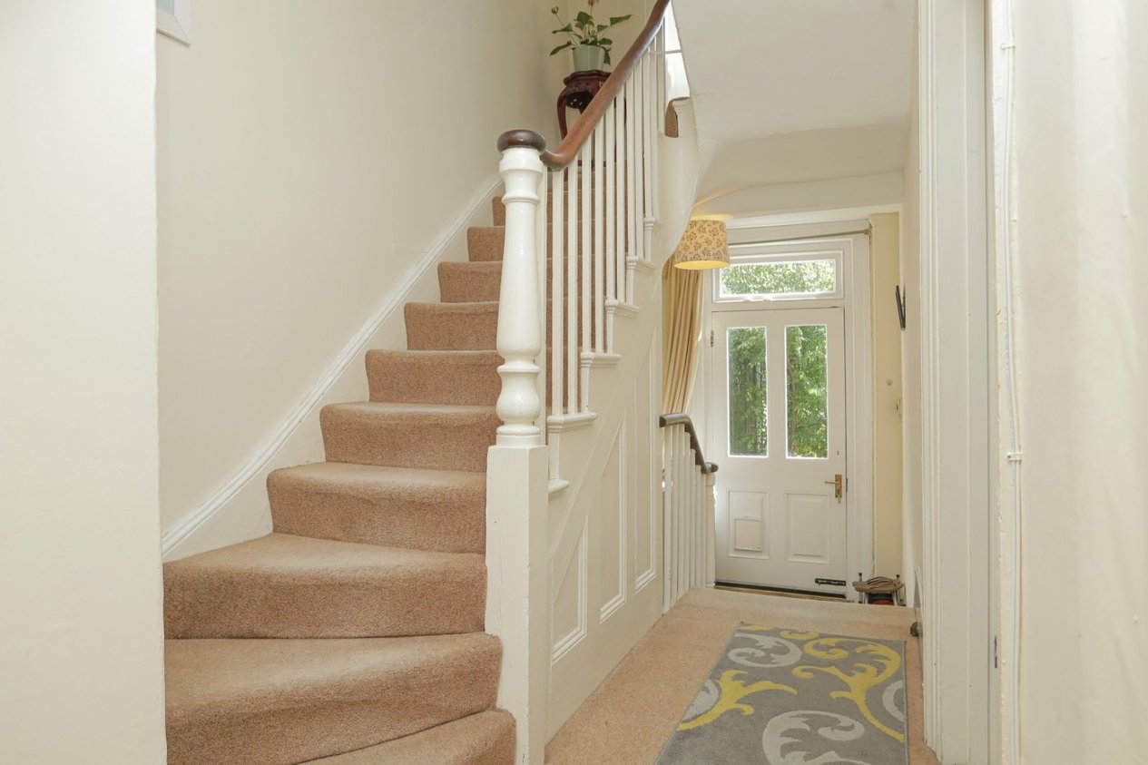 Properties For Sale in Inverness Terrace Broadstairs