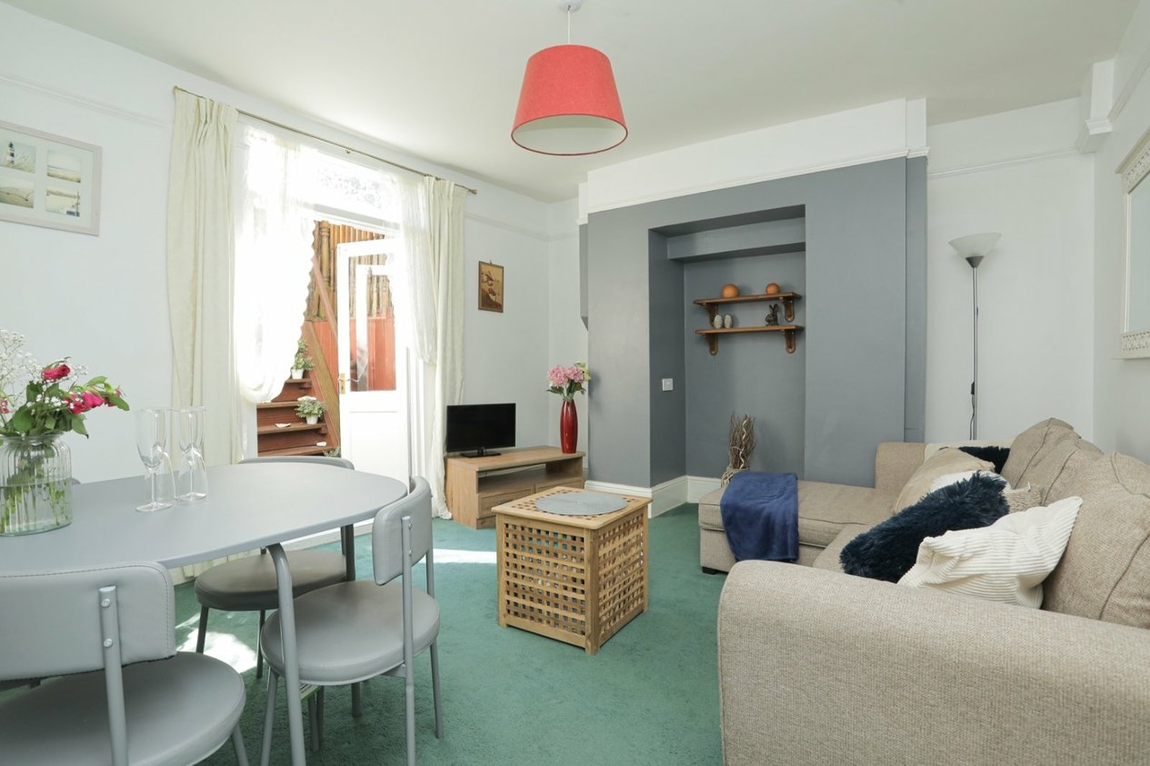 Properties For Sale in Inverness Terrace Broadstairs