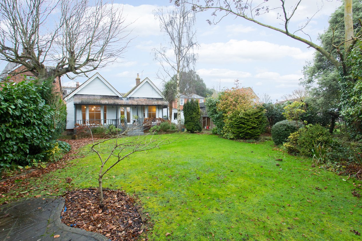 Properties For Sale in Island Road Canterbury