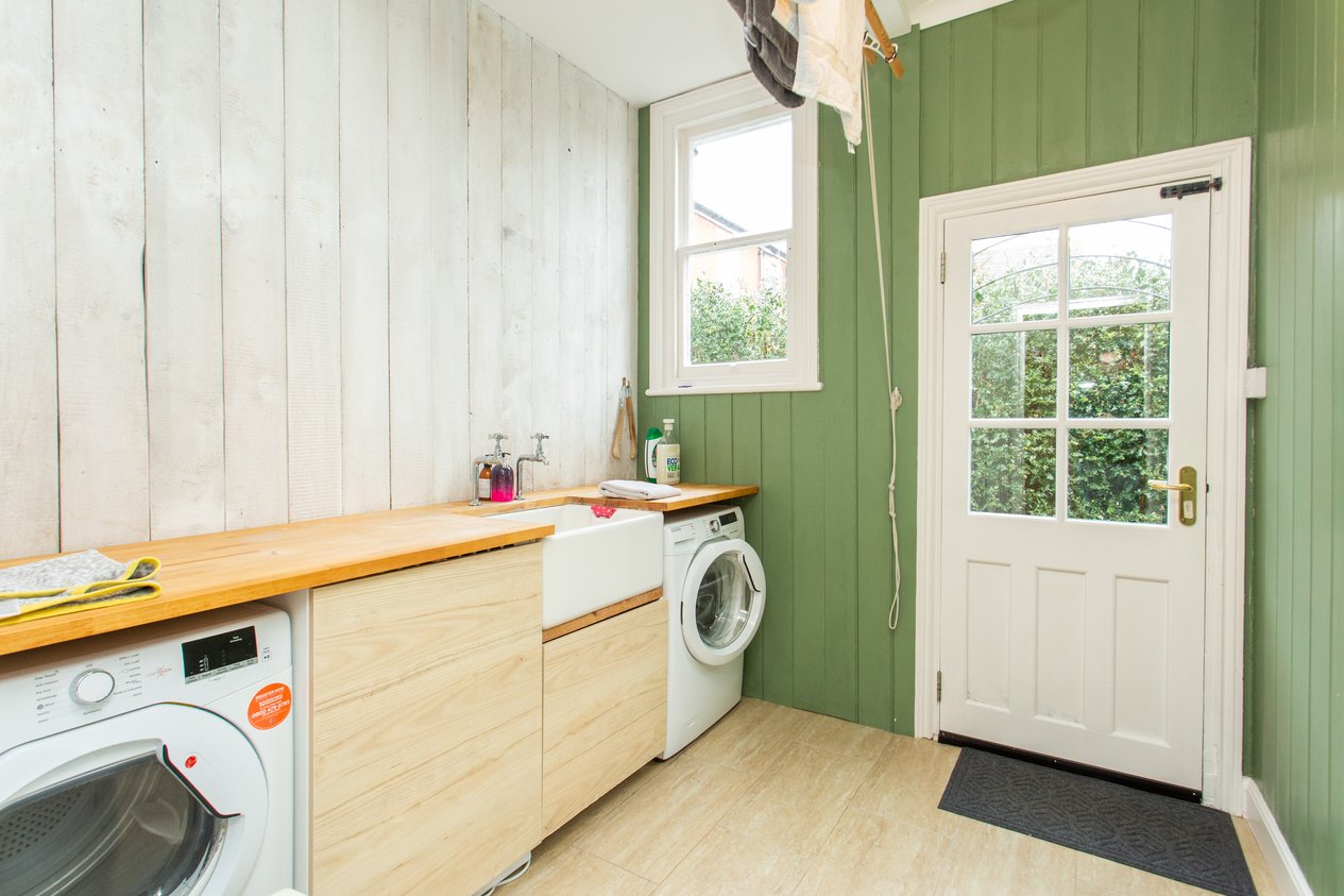 Properties For Sale in Island Road Canterbury