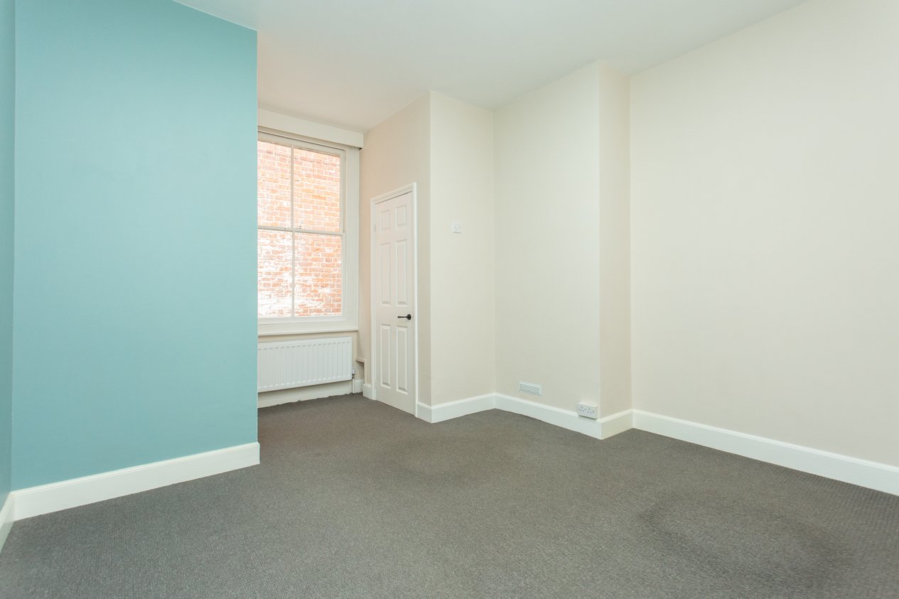 Properties For Sale in Island Road Canterbury