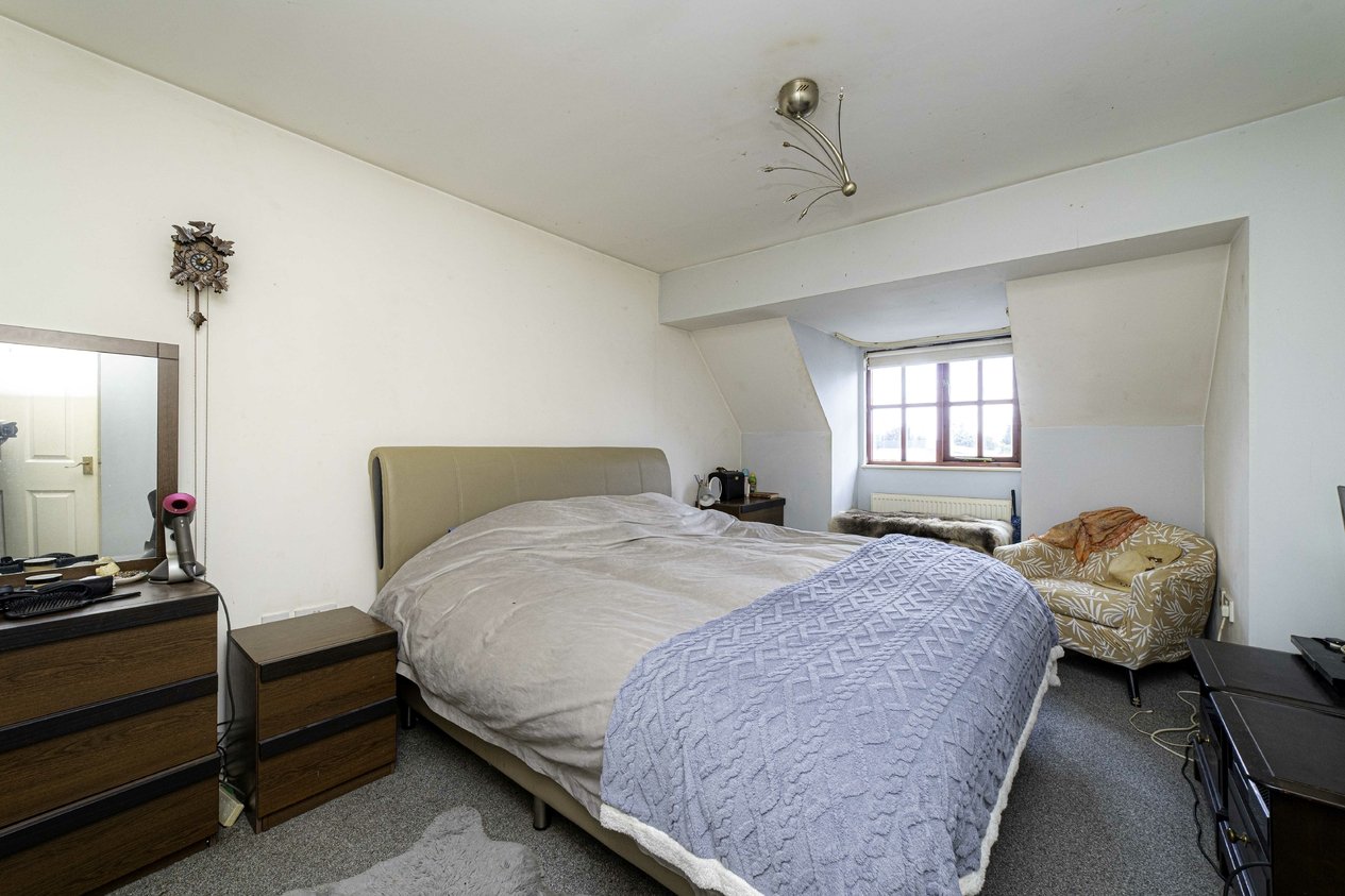 Properties For Sale in Island Road Canterbury