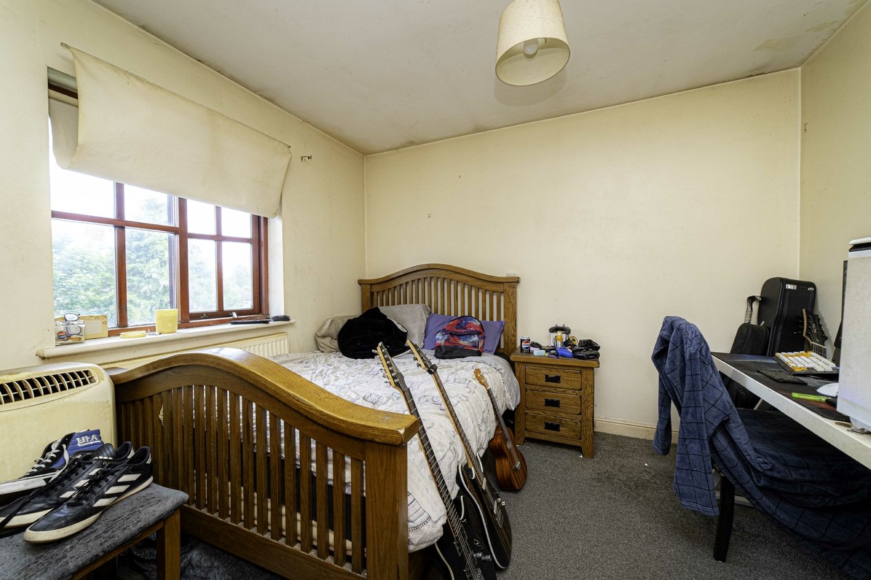 Properties For Sale in Island Road Canterbury