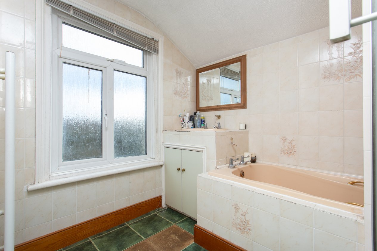 Properties For Sale in Island Road Sturry