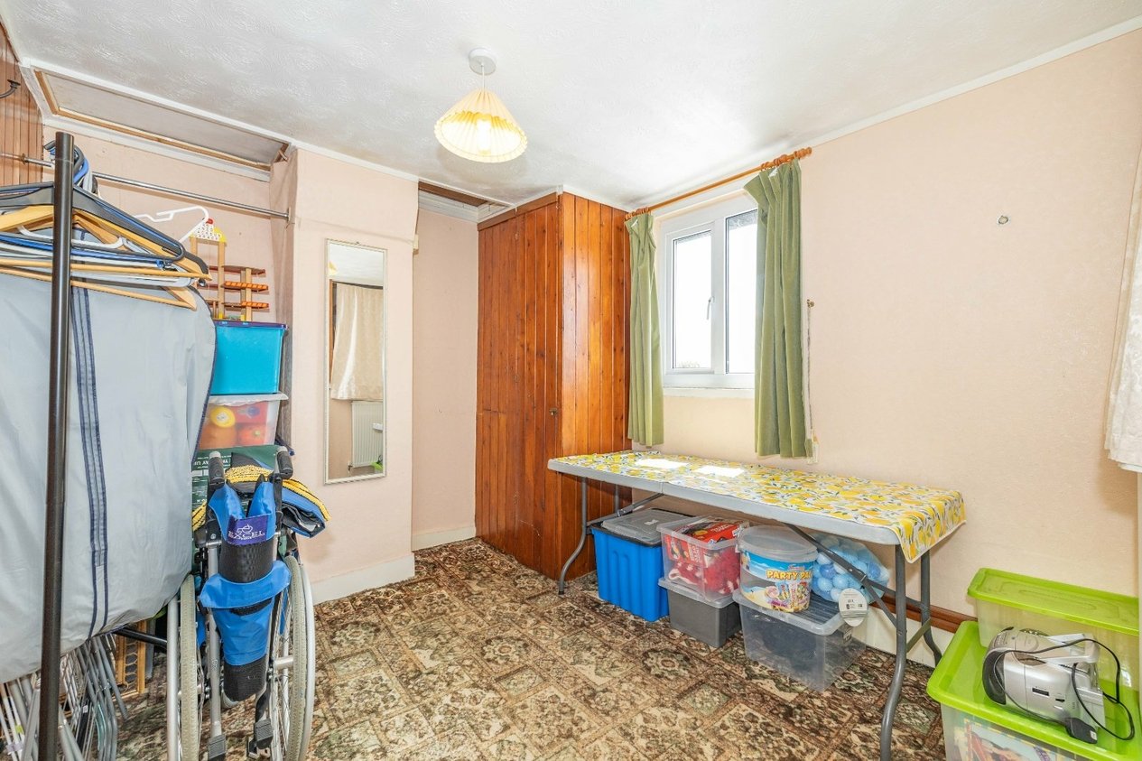 Properties For Sale in Island Road Upstreet