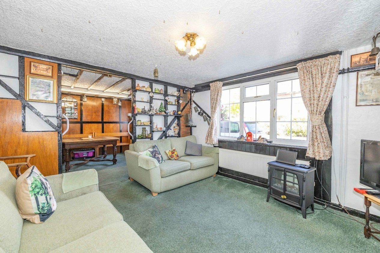 Properties For Sale in Island Road Upstreet