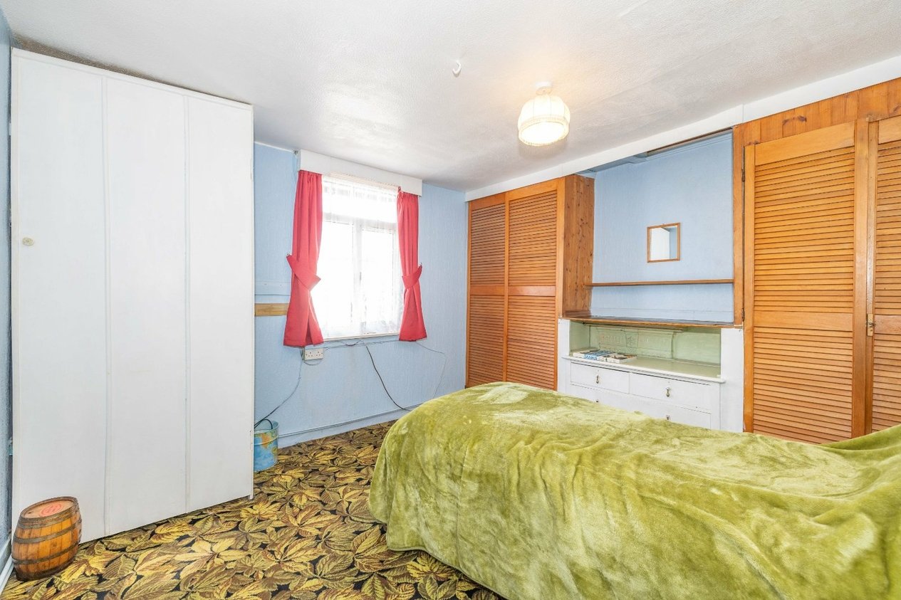 Properties For Sale in Island Road Upstreet