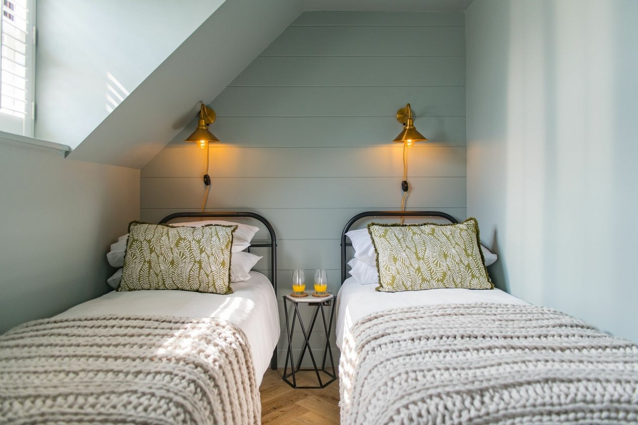 Properties For Sale in Island Wall  Whitstable