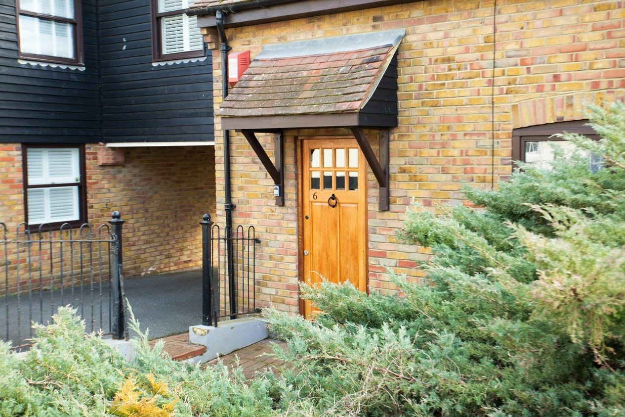 Properties For Sale in Island Wall  Whitstable