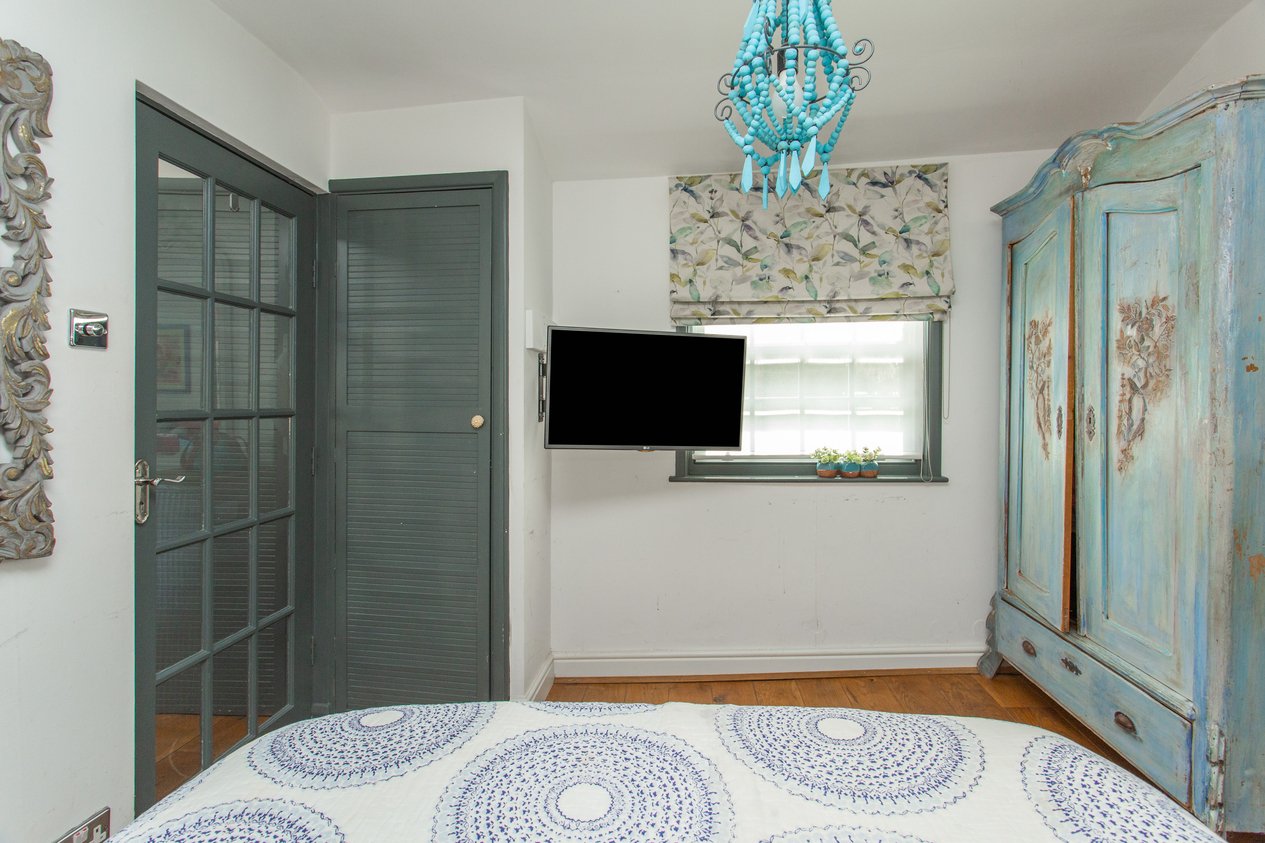 Properties For Sale in Island Wall Whitstable
