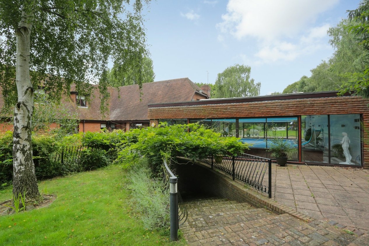 Properties For Sale in Iwade Road Sittingbourne