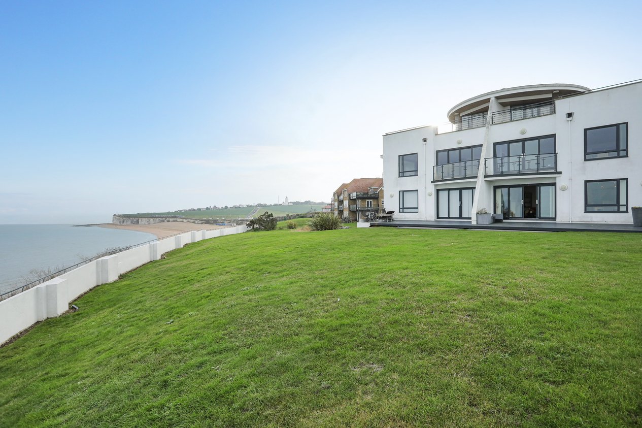 Properties For Sale in Joss Gap road Broadstairs