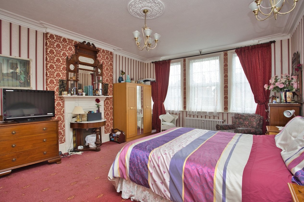 Properties Under Offer in Julian Road Folkestone