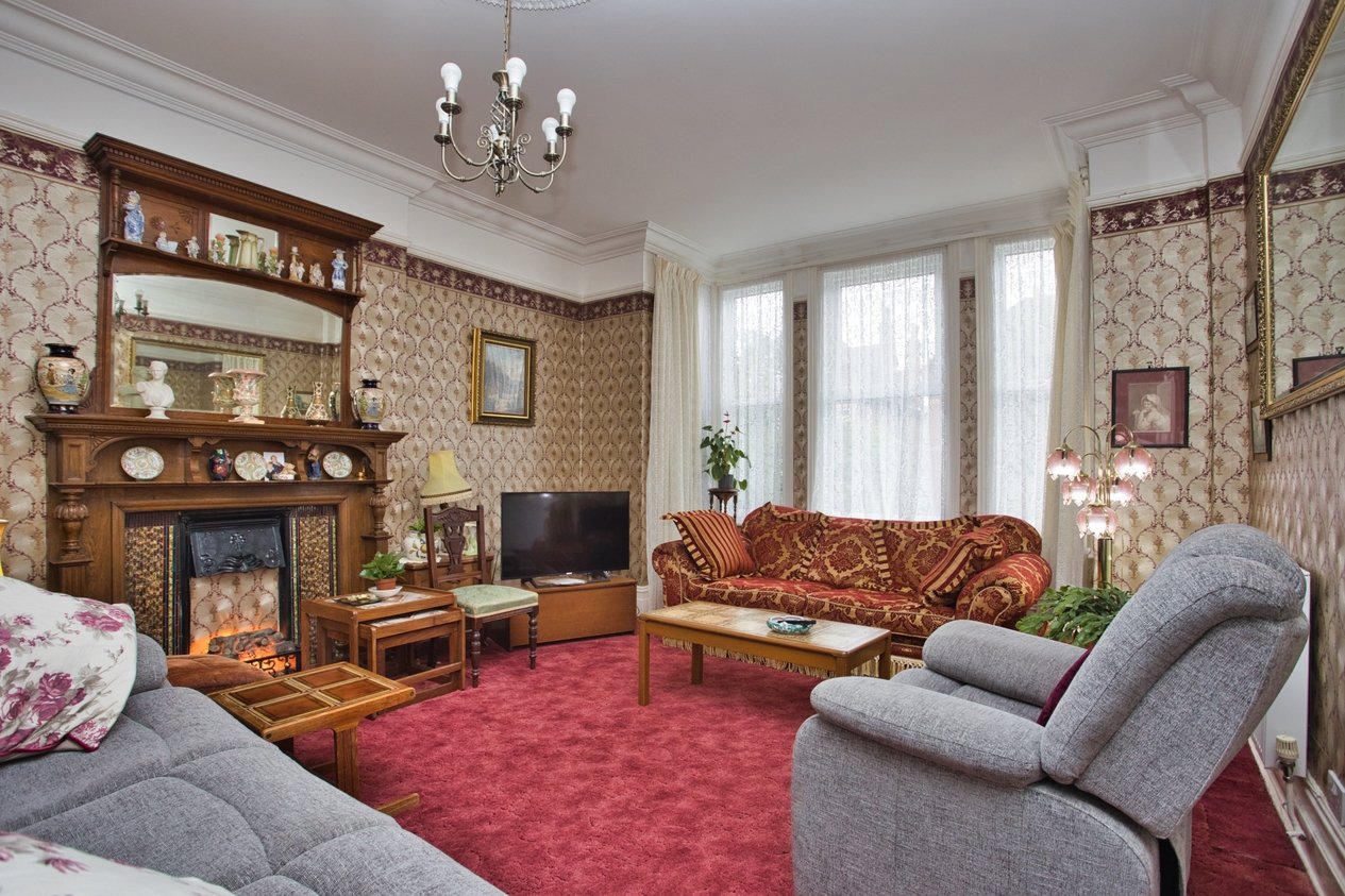 Properties Under Offer in Julian Road Folkestone