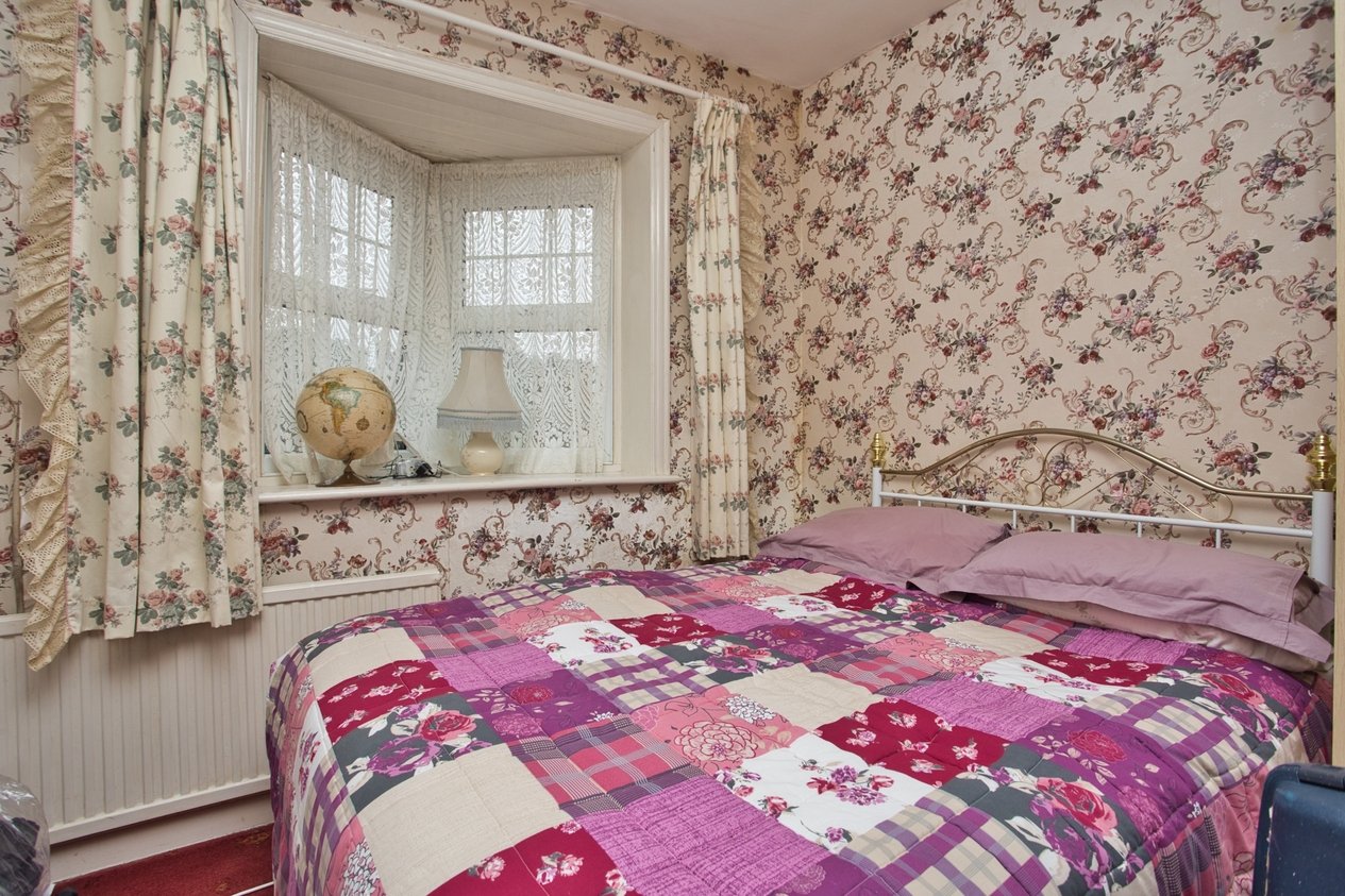 Properties Under Offer in Julian Road Folkestone