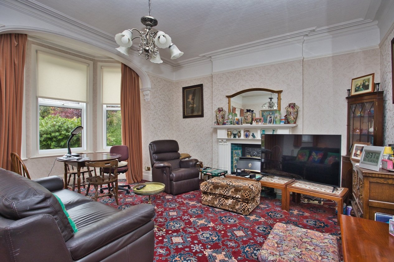 Properties Under Offer in Julian Road Folkestone