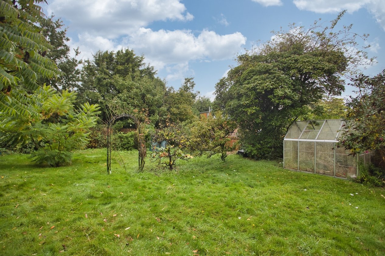Properties Under Offer in Julian Road Folkestone
