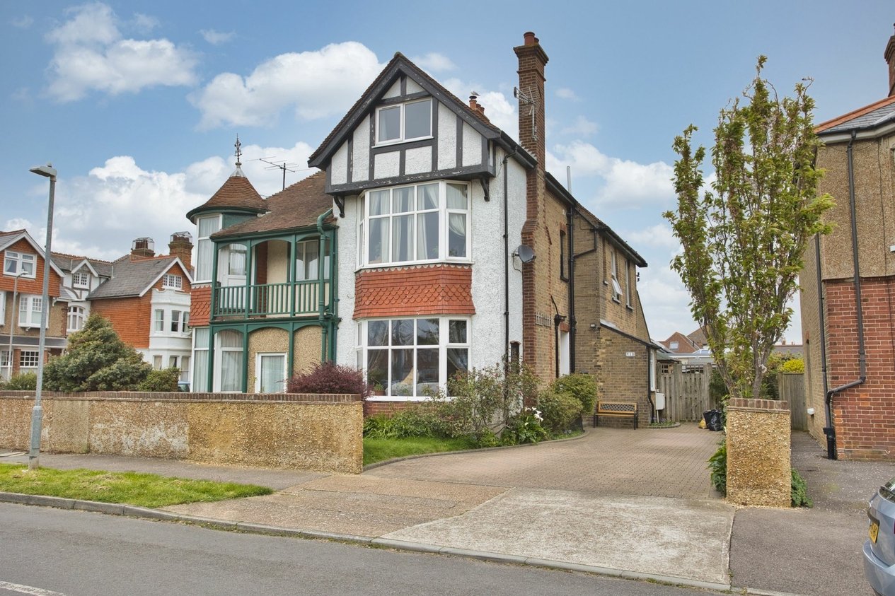 Properties Sold Subject To Contract in Kelvedon Road  Walmer