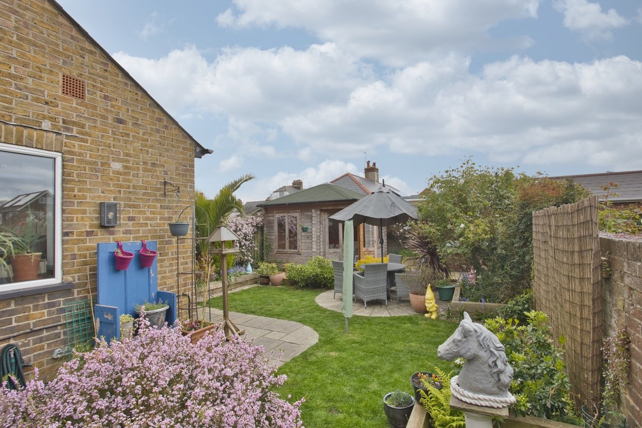 Properties For Sale in Kelvedon Road Walmer