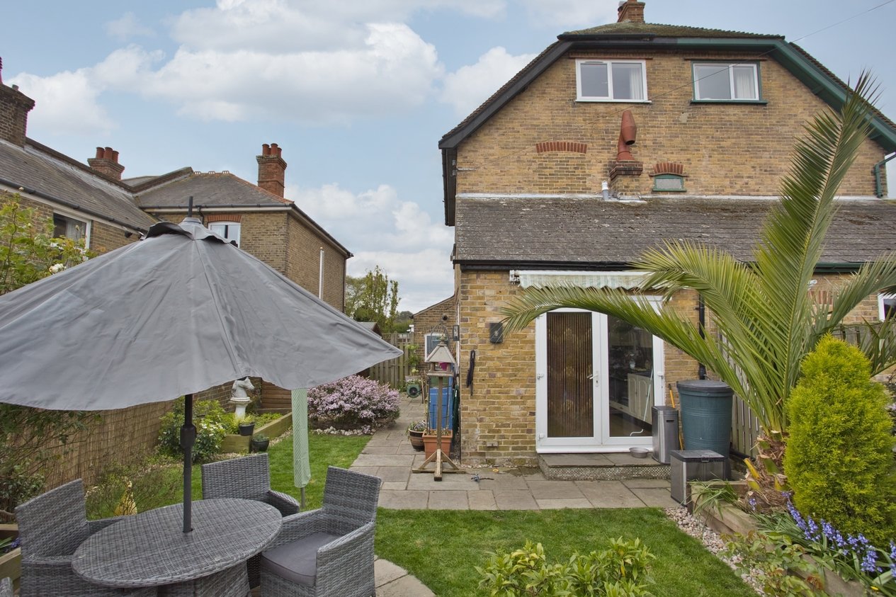 Properties For Sale in Kelvedon Road Walmer