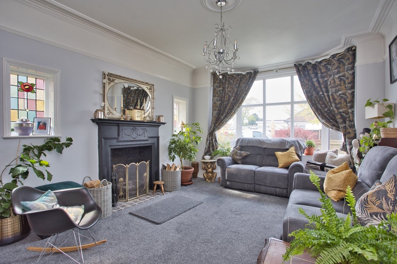 Properties For Sale in Kelvedon Road Walmer