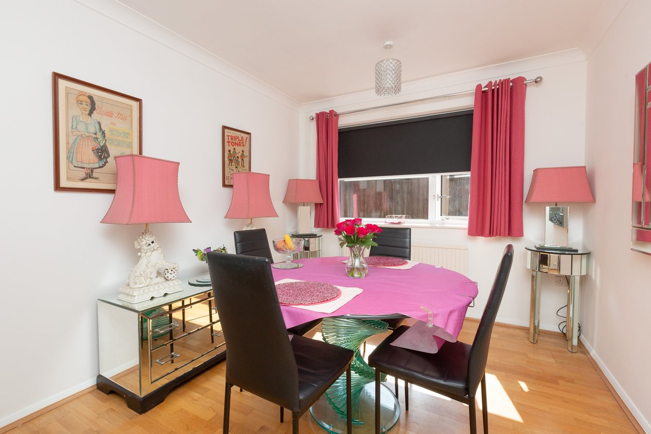 Properties For Sale in Kent Gardens Birchington