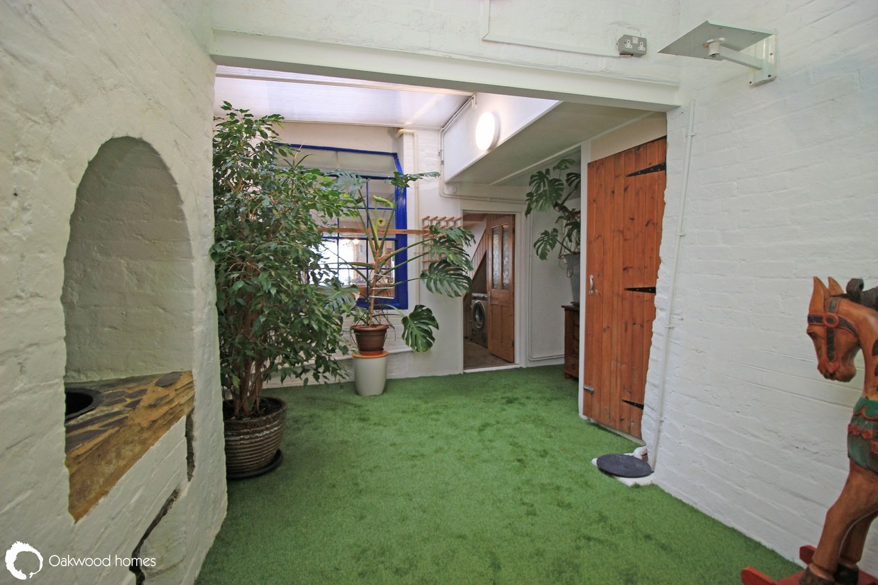 Properties For Sale in Kent Terrace 