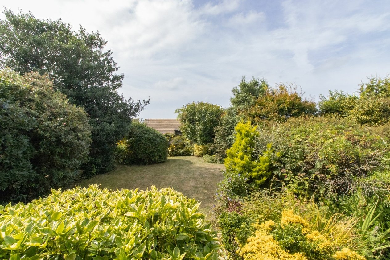 Properties Sold Subject To Contract in Kilndown Gardens  Cliftonville