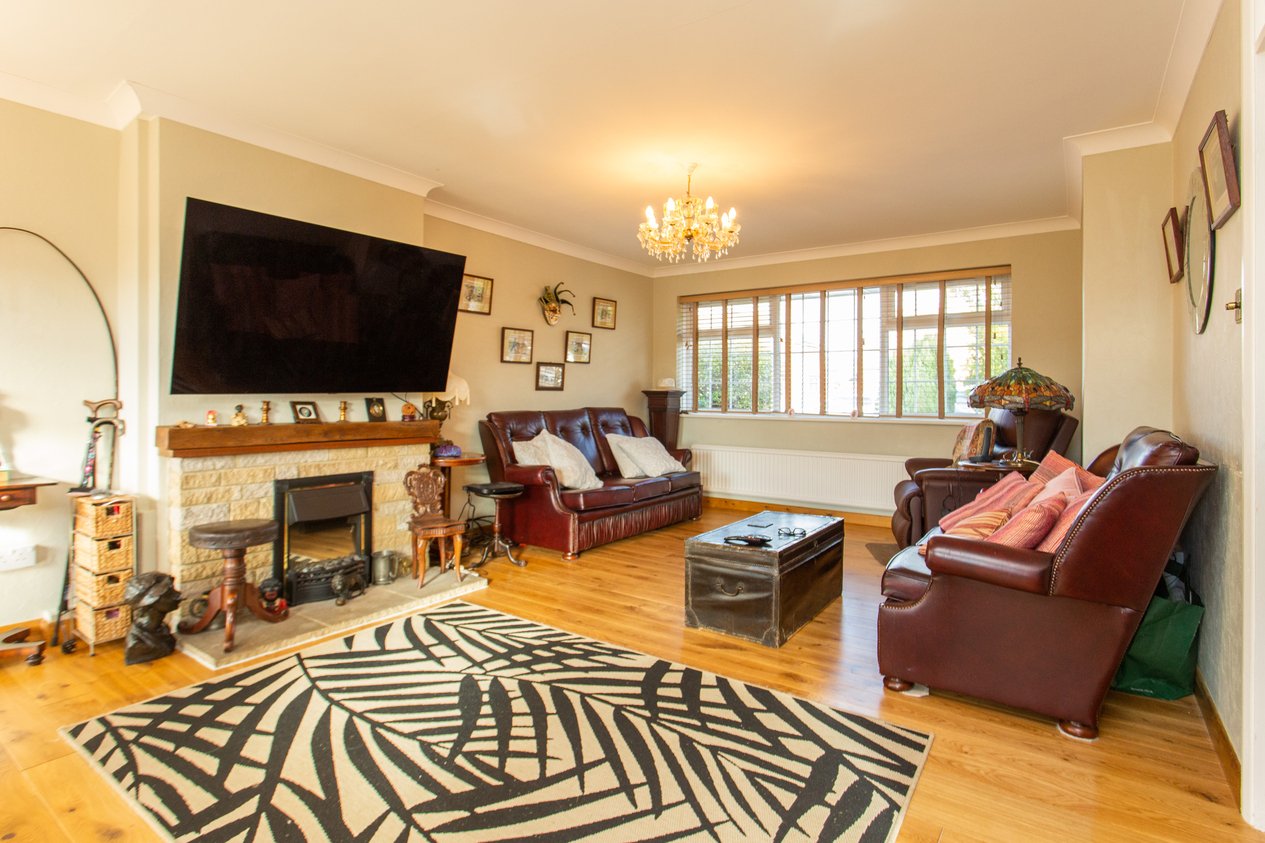 Properties Under Offer in King Edward Avenue Herne Bay