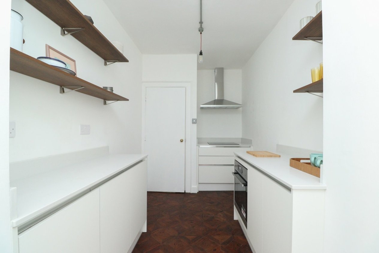Properties Under Offer in King Street Margate