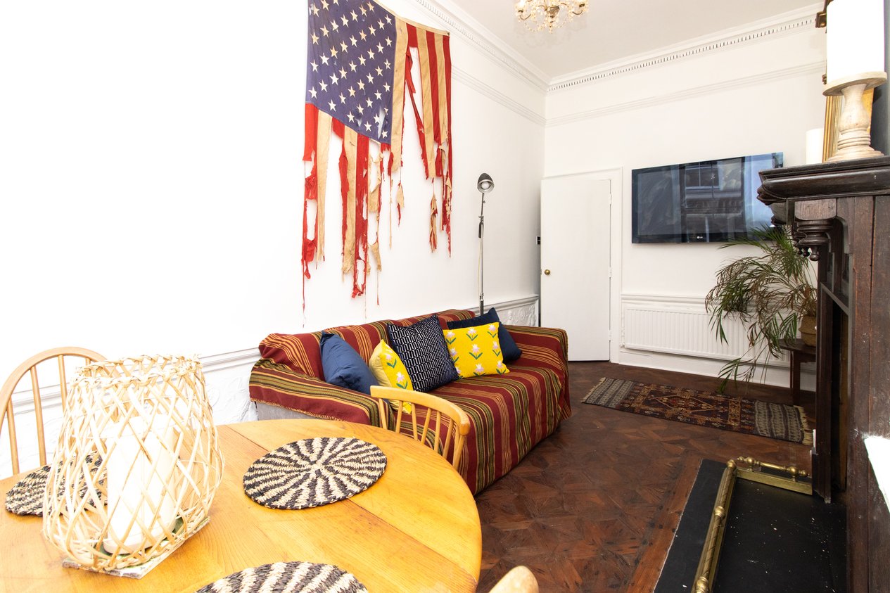 Properties Under Offer in King Street Margate